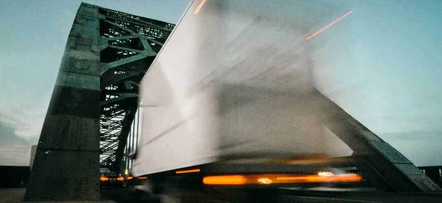 Trucker - Transport Courier & Logistics Html Template